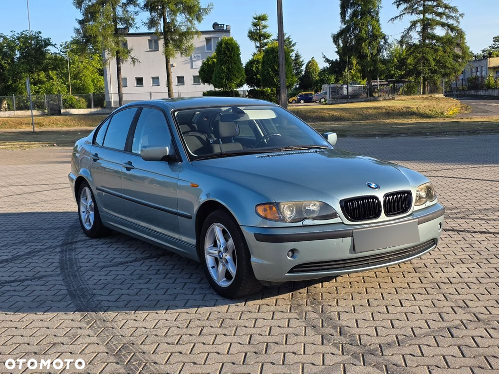 BMW Seria 3 318i - 6