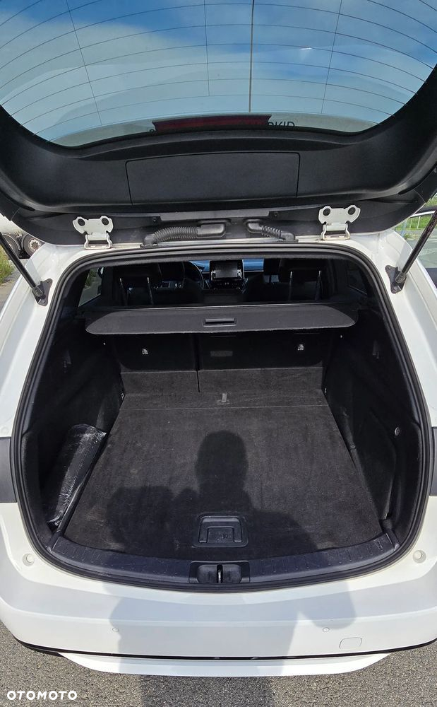 Toyota Corolla 2.0 Hybrid Comfort - 11