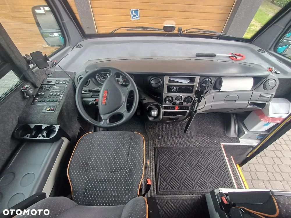 Iveco RAPIDO - 18