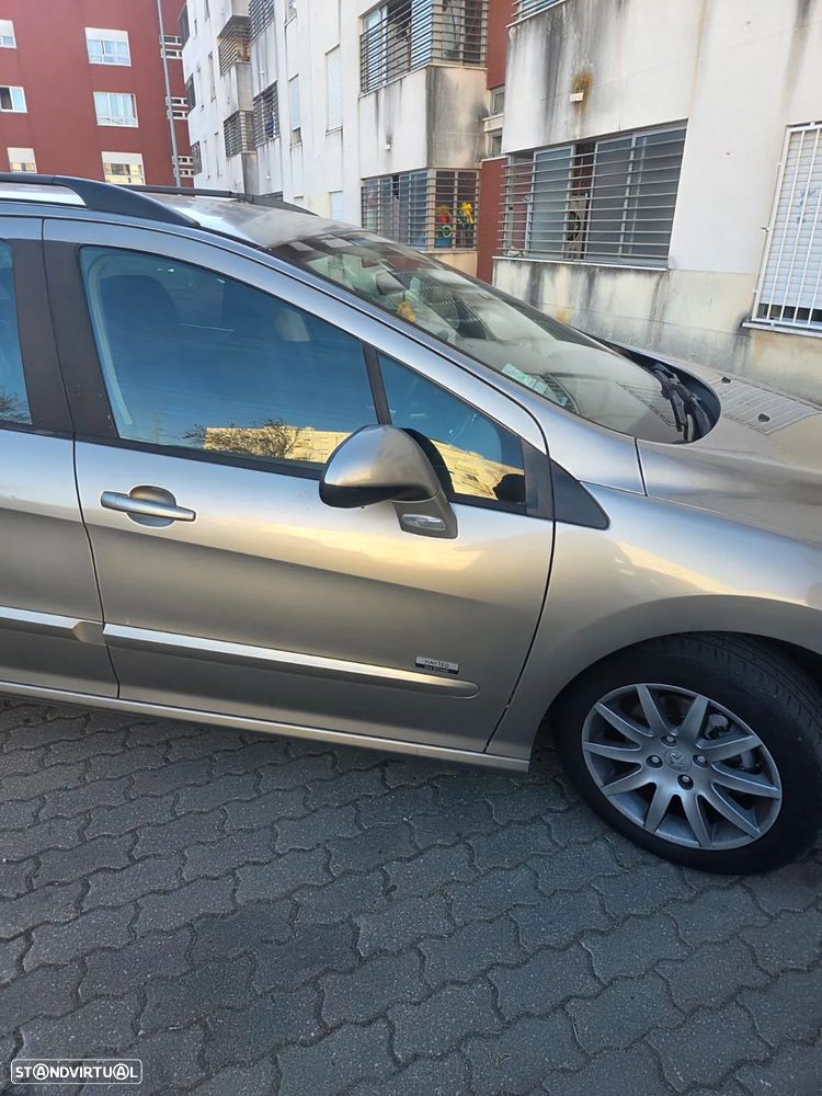 Peugeot 308 SW 1.6 HDi SE Navteq - 2