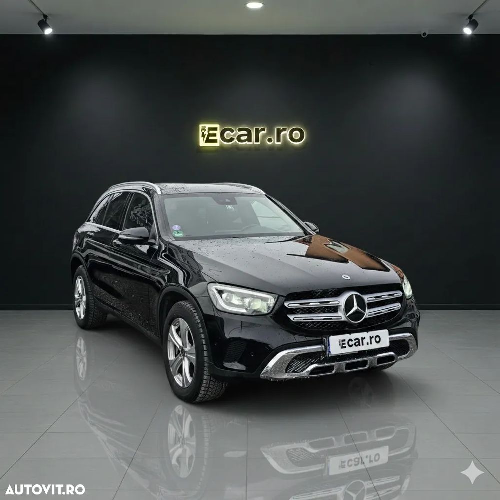 Mercedes-Benz GLC 300 e 4MATIC - 2