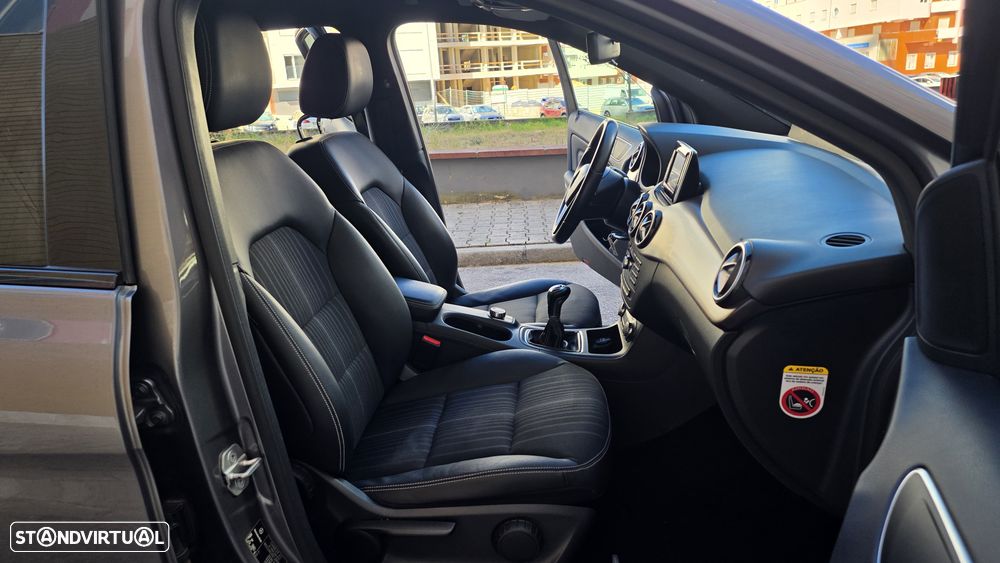 Mercedes-Benz B 180 CDi BlueEfficiency - 29
