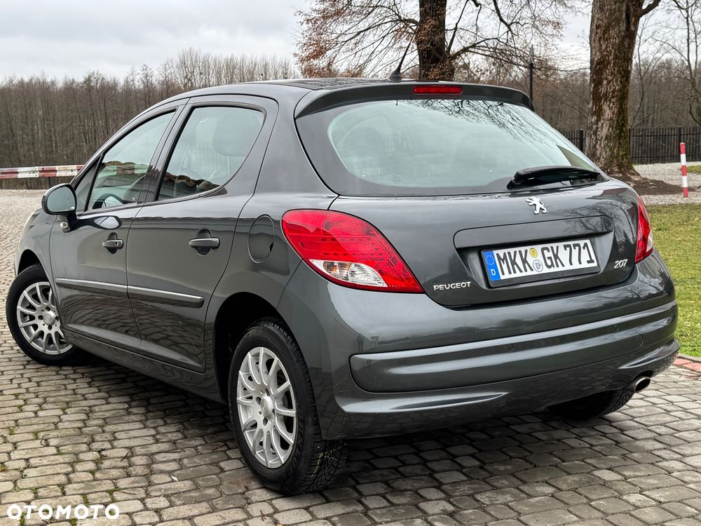 Peugeot 207 - 4