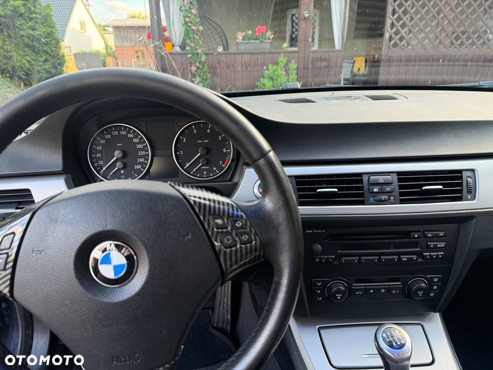 BMW Seria 3 - 12