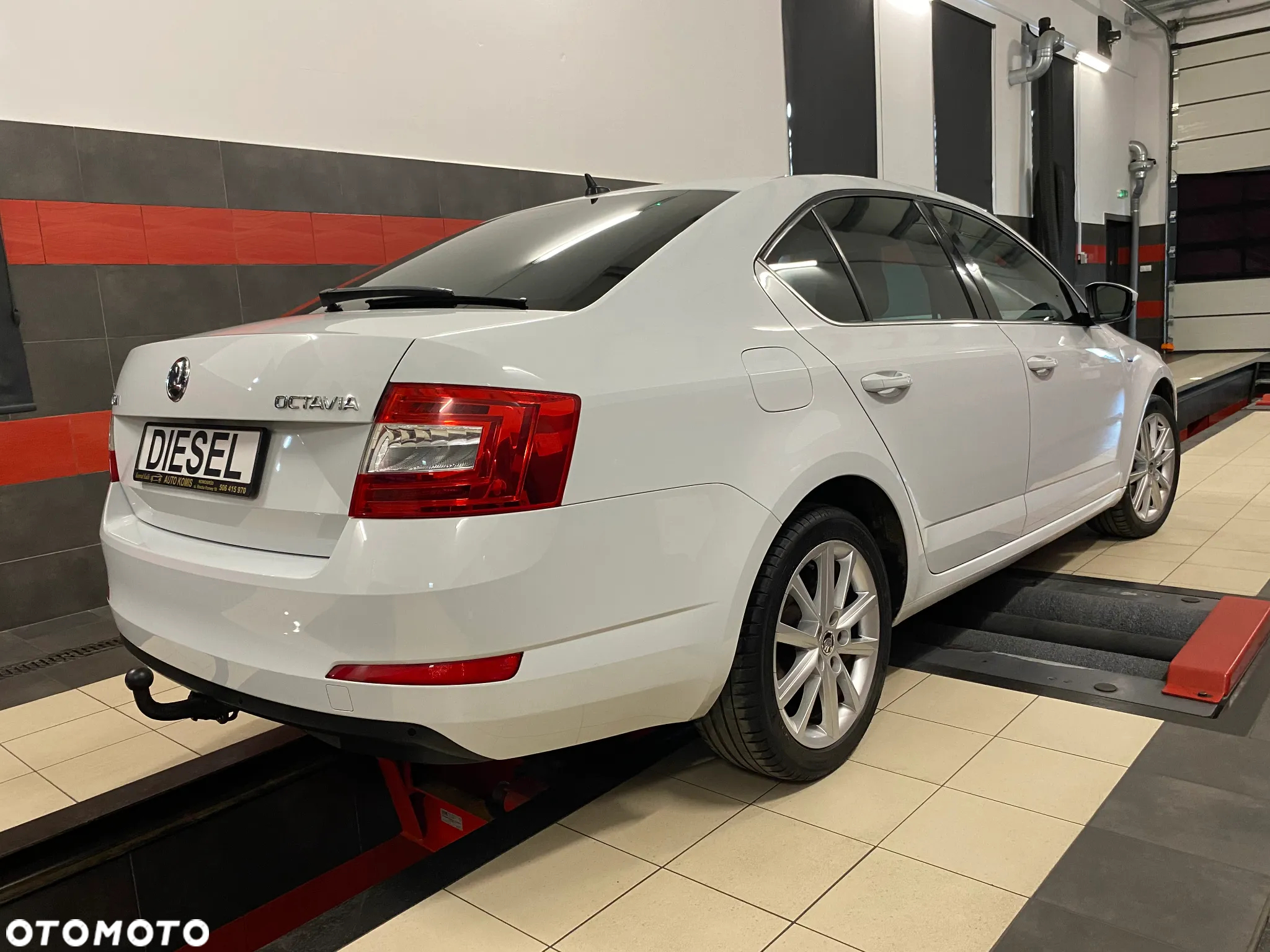 Skoda Octavia 1.6 TDI Joy - 9