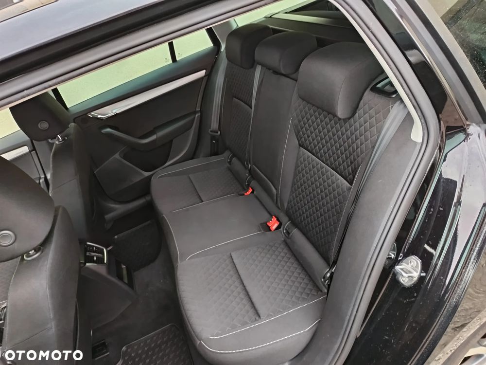 Skoda Octavia 1.6 TDI Edition - 22