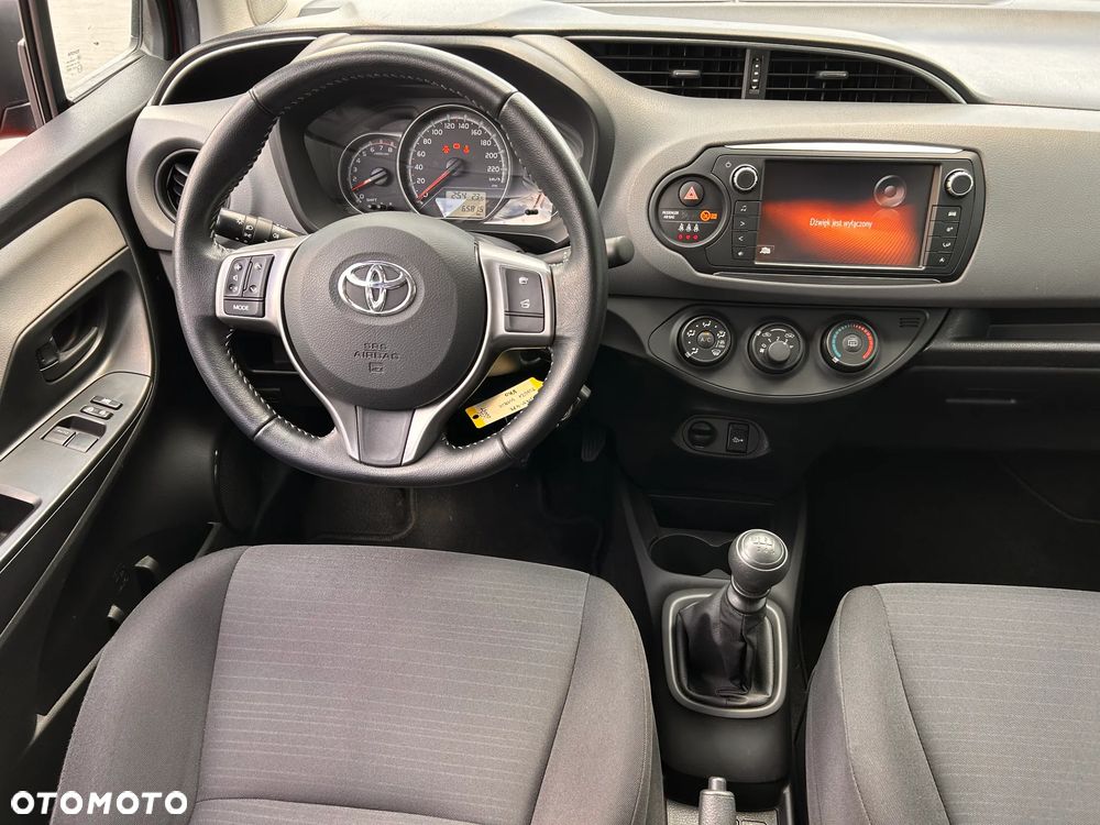 Toyota Yaris 1.33 VVT-i - 16