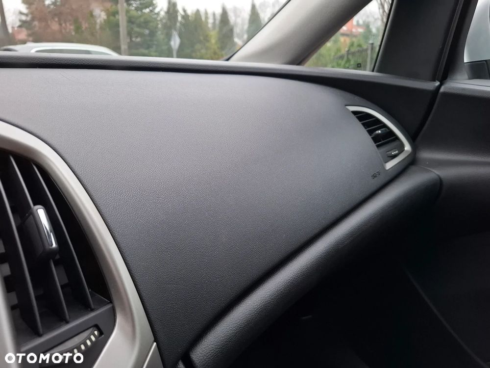 Opel Astra 1.4 Turbo Active - 25