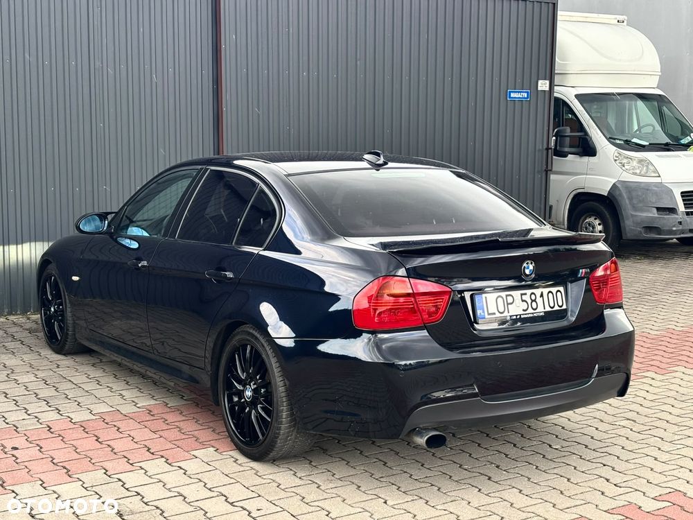 BMW Seria 3 320i - 15
