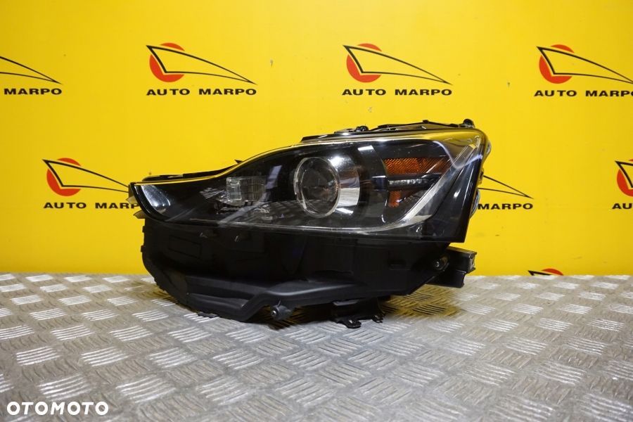 LEXUS IS IS200T IS300H 2017- REFLEKTOR LAMPA FULL LED LEWA USA - 2