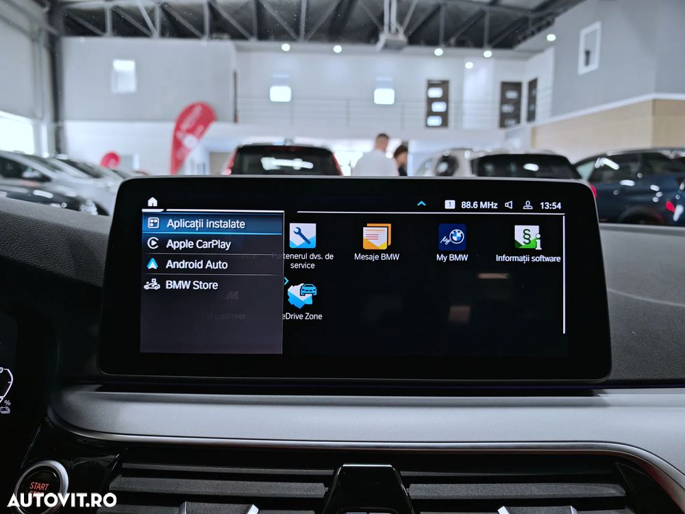 BMW Seria 5 530e Aut. - 13