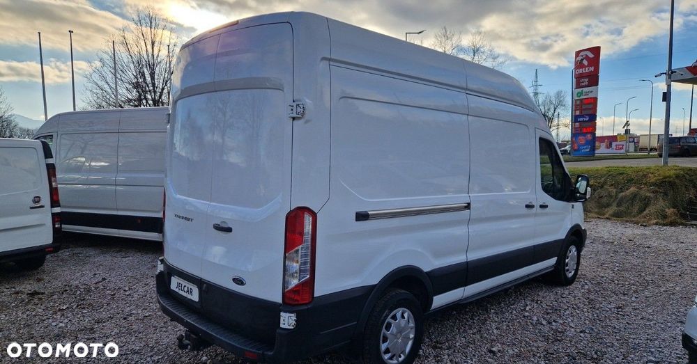 Ford Transit - 23