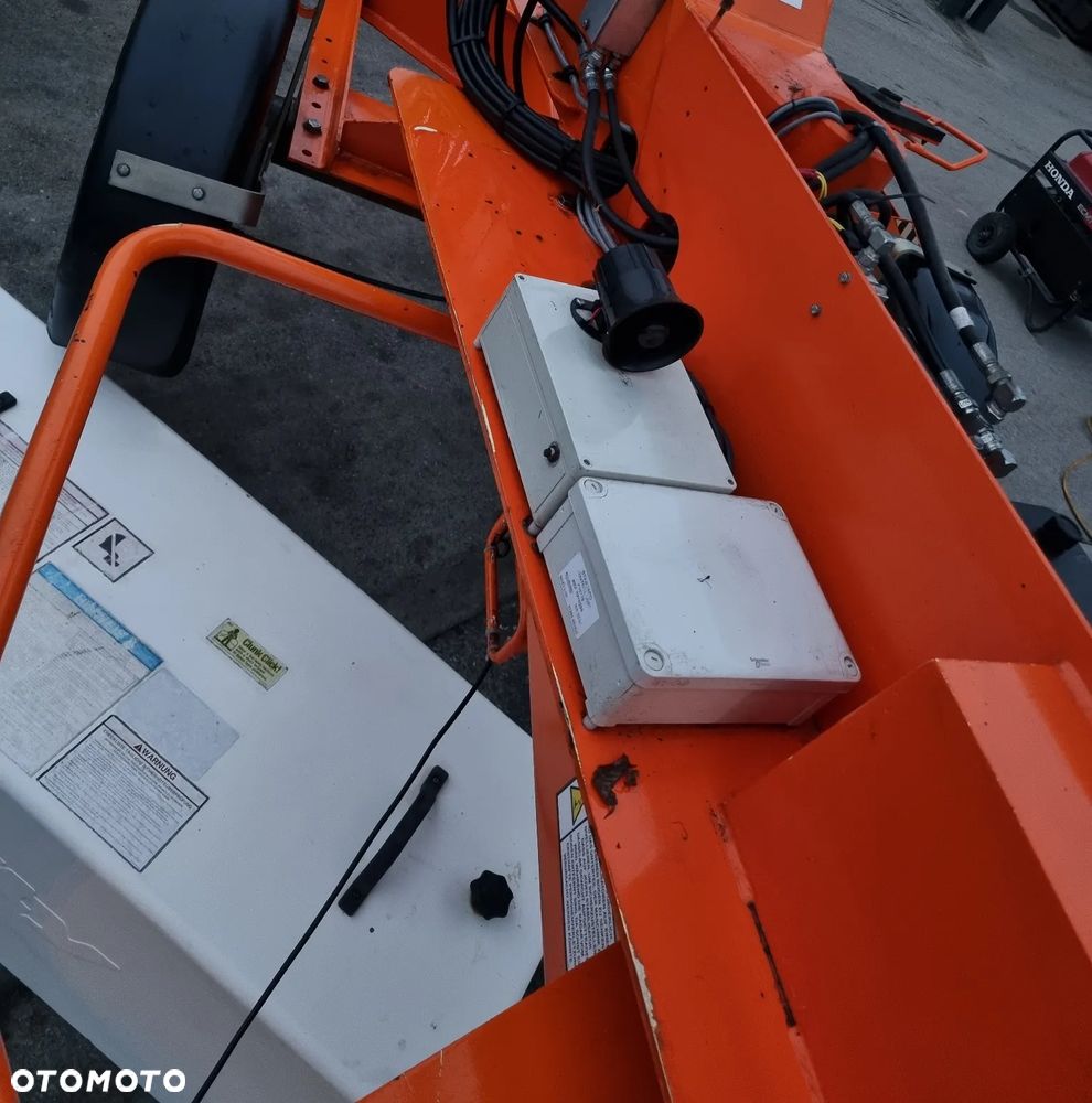 Nifty 170 HAC Zwyżka koszowa 17 metrów Podnośnik. jak Nowa z salonu 2016rok. PRĄD 230v. 4sekcje sterowania na dole Nowy model! Z komuny Norweskiej. Używana była 1 raz do roku. Serwisowana w DEKRA do końca  OKAZJA. Zwyżka Obrotowa. Poziomowanie kosza. Pełna Hydraulika. - 18