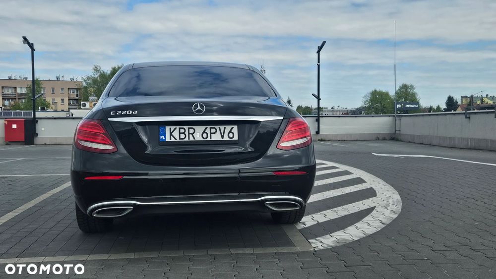 Mercedes-Benz Klasa E 220 d 9G-TRONIC - 6