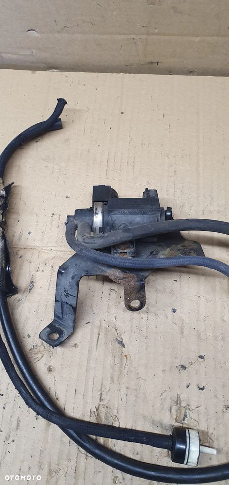 Zawór podciśnienia zaworek Audi A4 B6 1.9 TDI 8E0906628C - 2