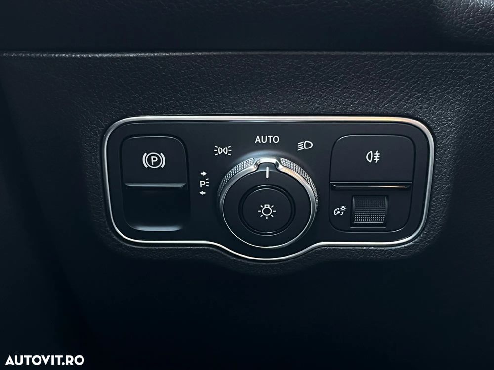 Mercedes-Benz GLB - 19