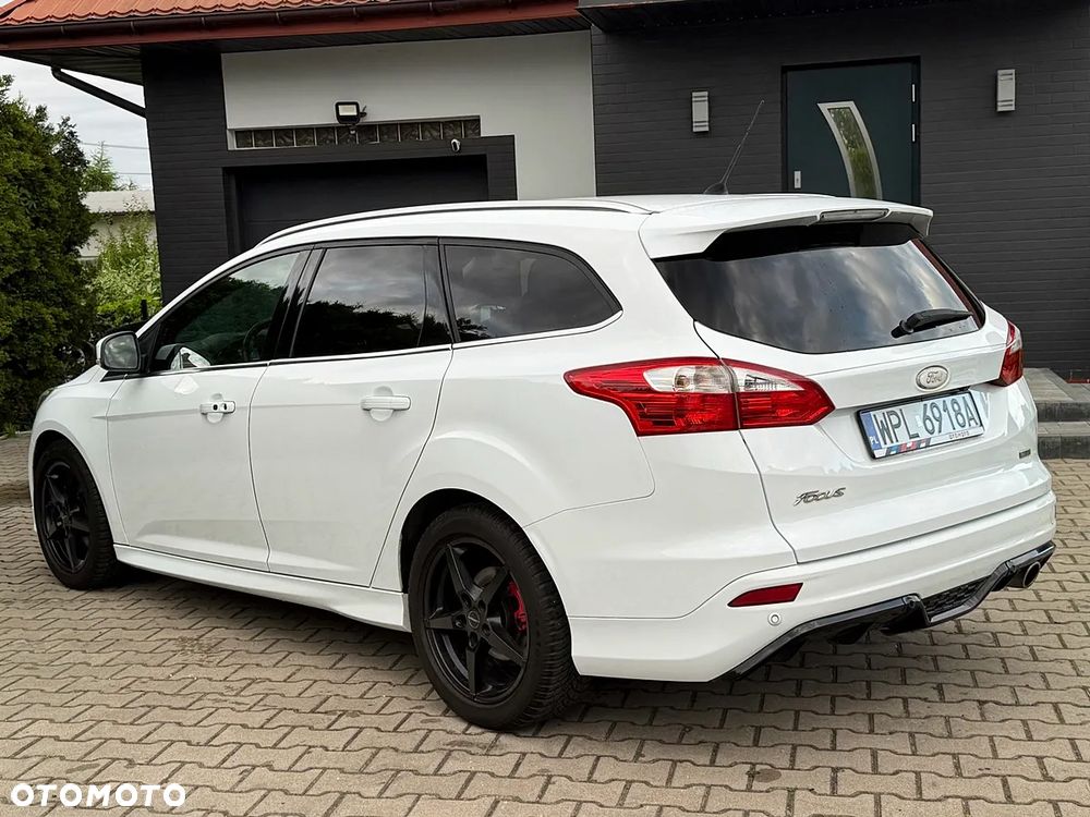 Ford Focus 1.6 EcoBoost Start-Stopp-System Titanium - 12