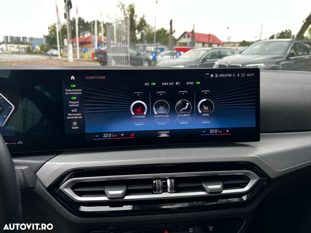 BMW Seria 3 318i AT - 32