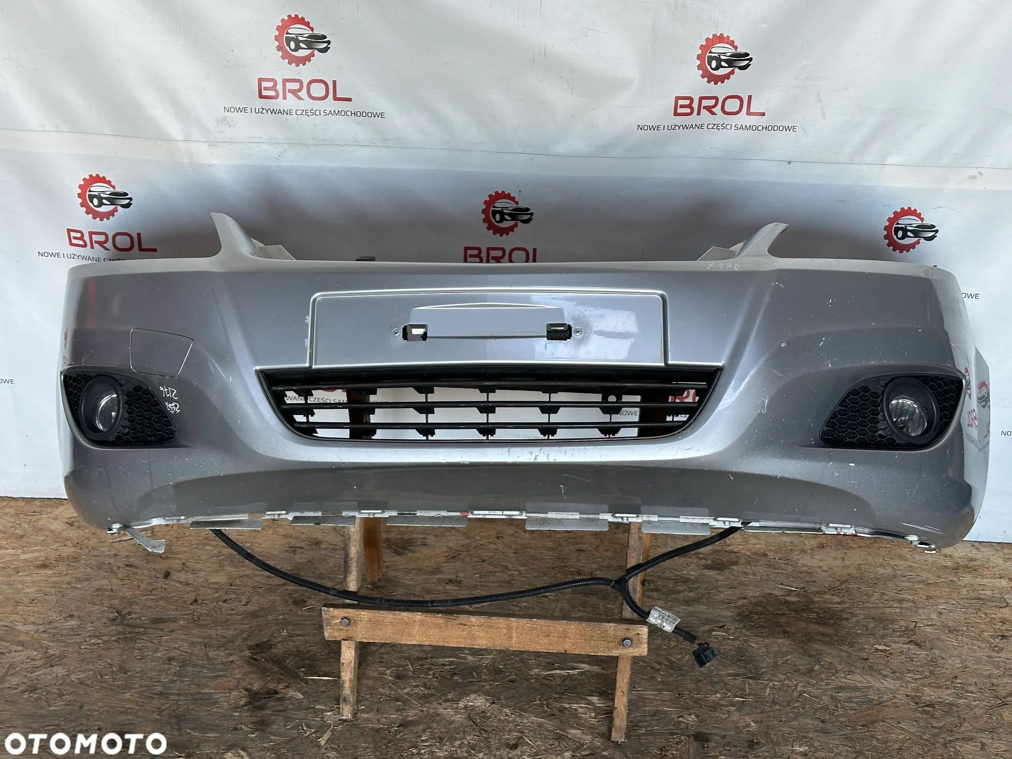 ZDERZAK PRZEDNI OPEL ZAFIRA B LIFT Z176 - 1