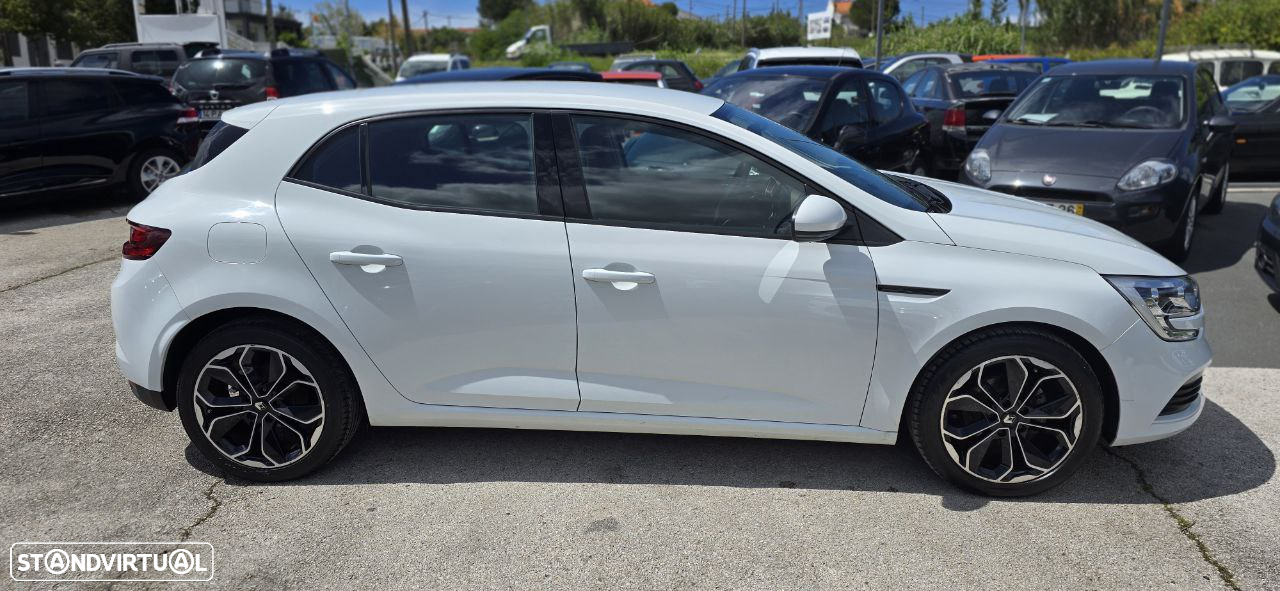 Renault Mégane 1.2 TCE Zen - 31