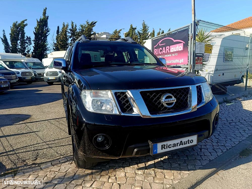 Nissan Navara 2.5 dCi CD LE 4WD - 1