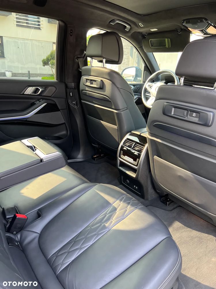 BMW X7 M50d sport - 23