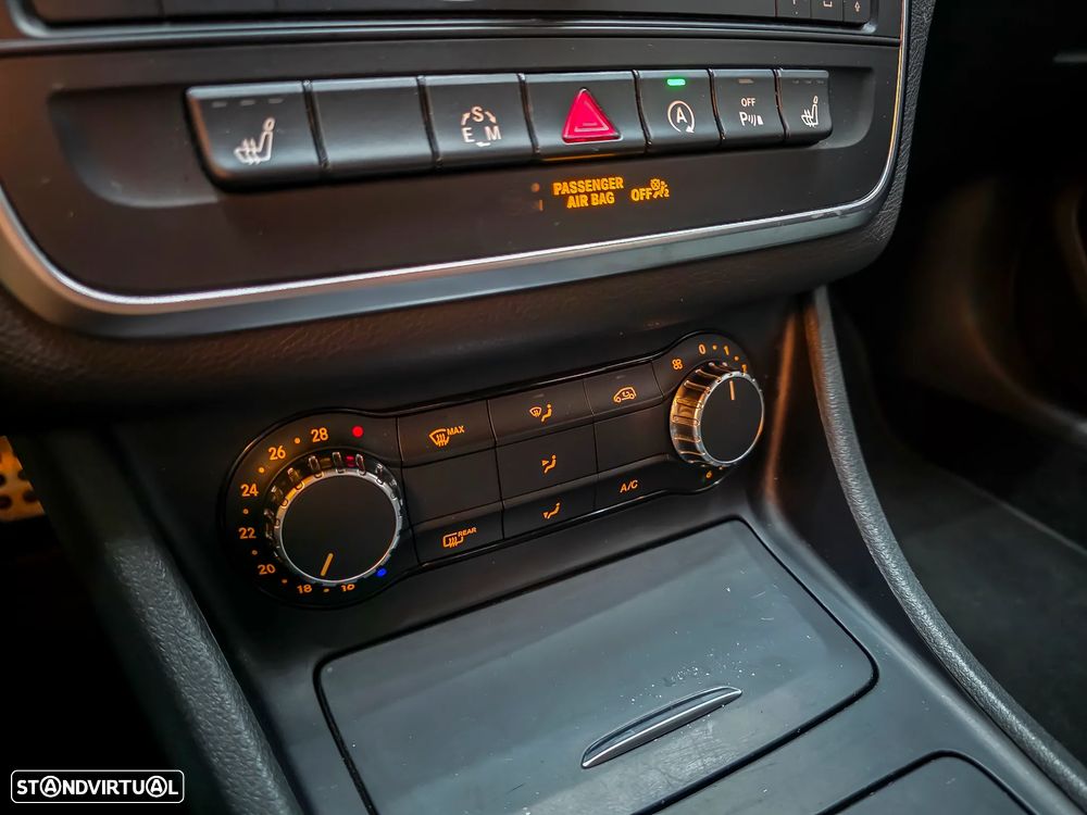 Mercedes-Benz GLA 180 (CDI) d 7G-DCT AMG Line - 35
