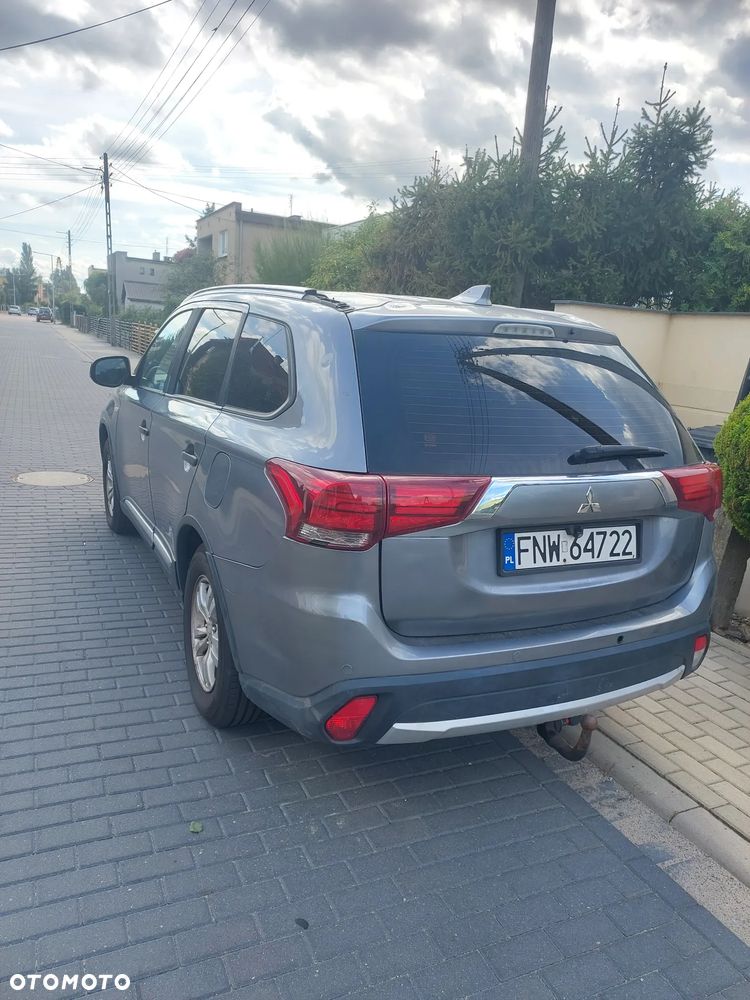 Mitsubishi Outlander 2.0 City Style 2WD - 4