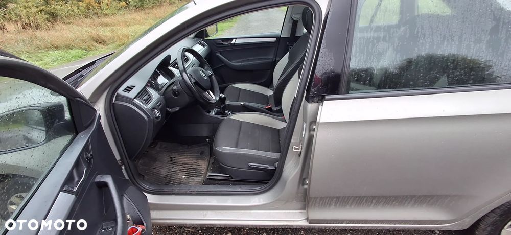 Skoda RAPID 1.0 TSI Style - 10