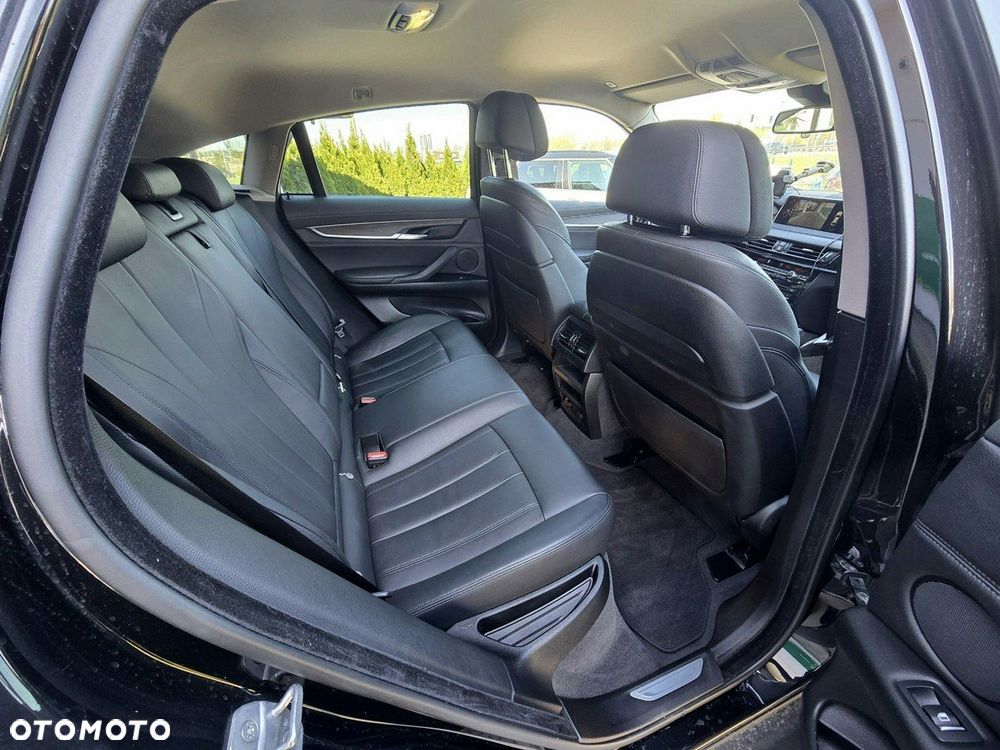 BMW X6 xDrive30d - 23