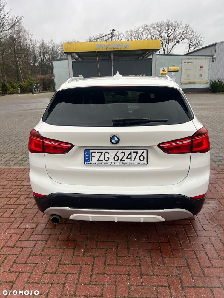 BMW X1 sDrive18d - 6