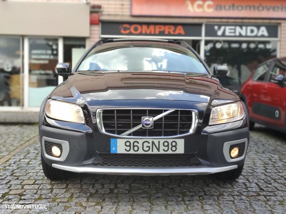 Volvo XC 70 D5 Momentum - 3