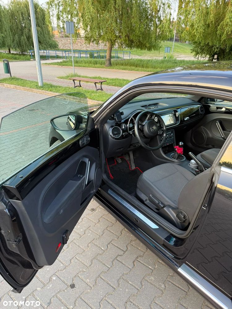 Volkswagen Beetle 1.6 TDI - 10