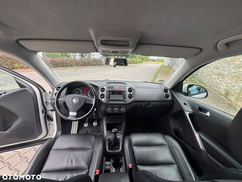 Volkswagen Tiguan 1.4 TSI BlueMotion Technology Sport & Style - 16