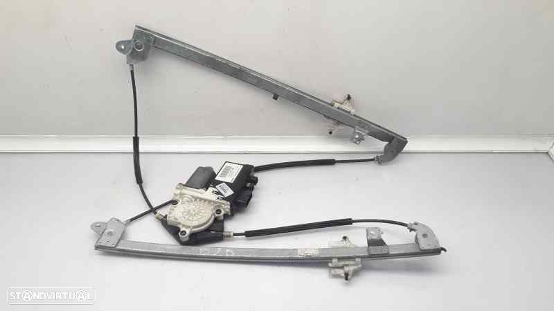 ELEVADOR DE VIDRO FRONTAL DIREITO FIAT ULYSSE 2004 - 1