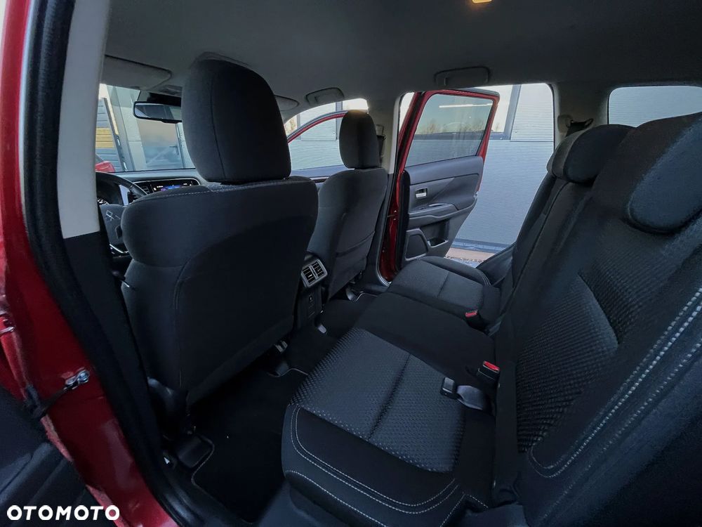 Mitsubishi Outlander 2.0 Intense + SDA 4WD CVT - 21