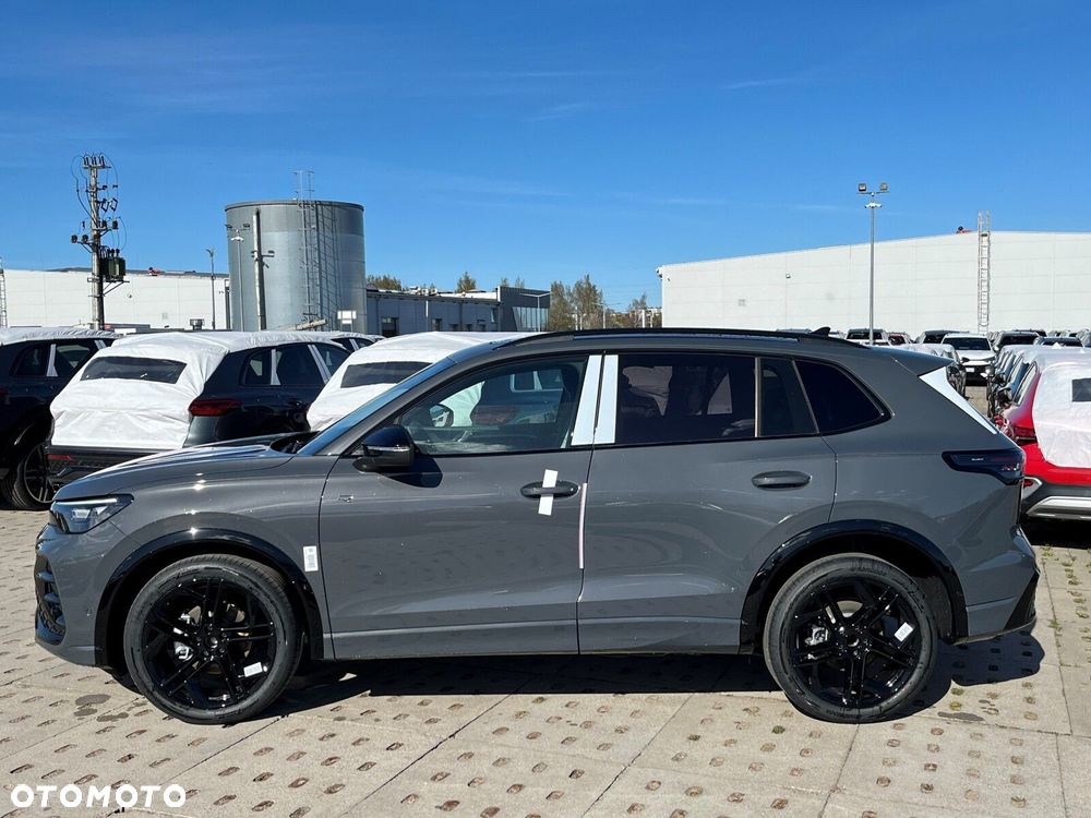 Volkswagen Tiguan 1.5 eTSI R-Line Plus DSG - 3