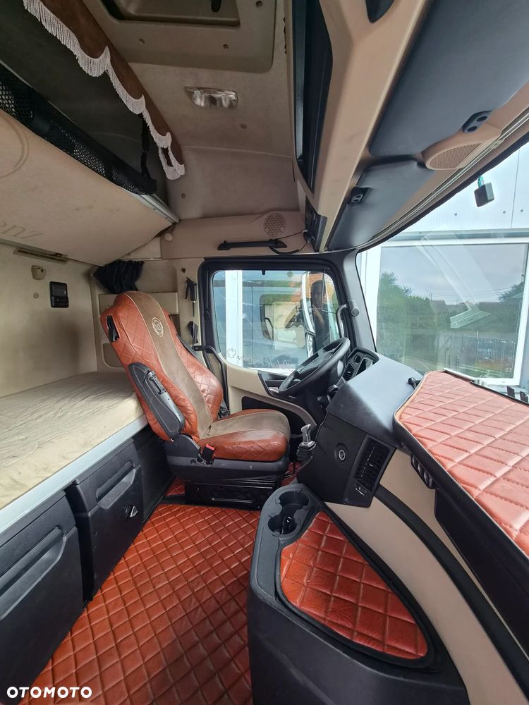 Mercedes-Benz Actros MP4 1845 - 6