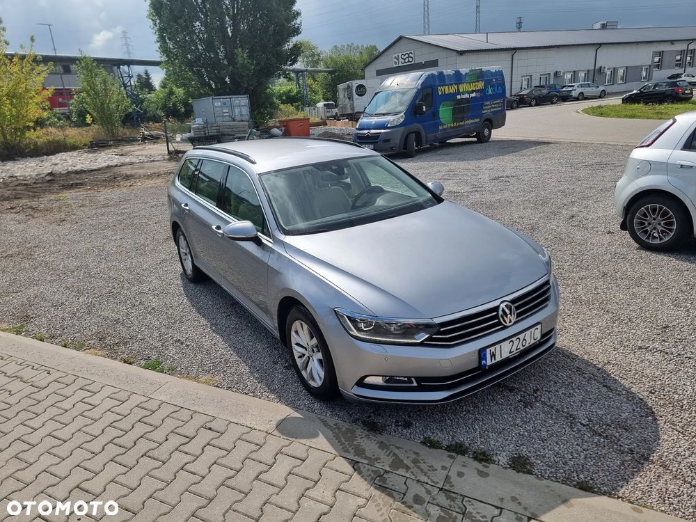 Volkswagen Passat - 2