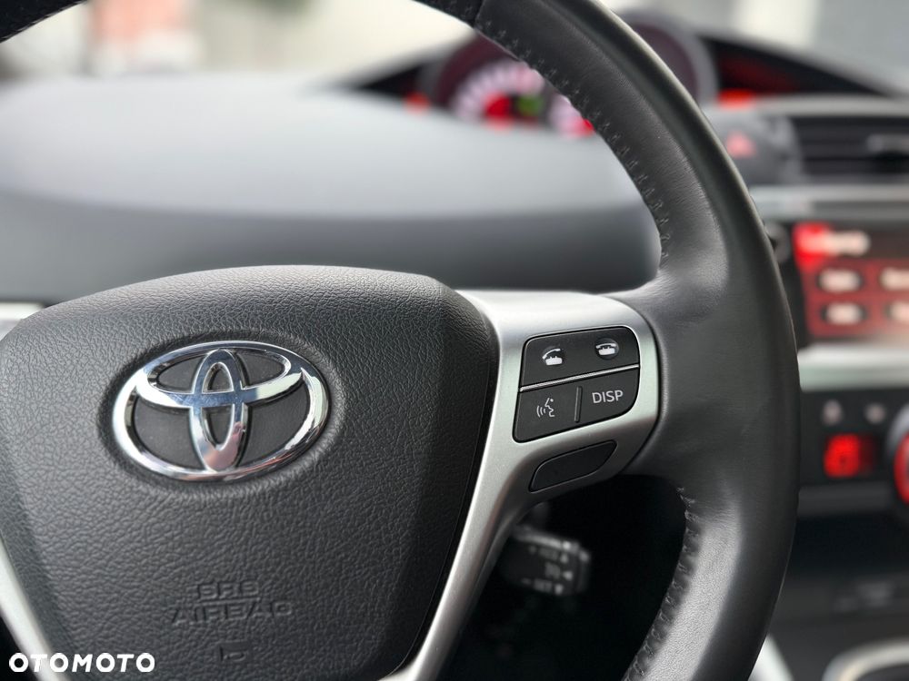 Toyota Verso 1.6 Sol - 26