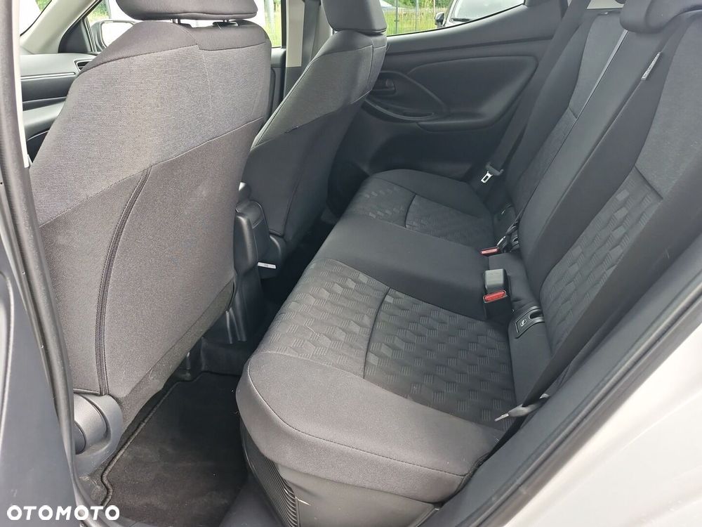 Toyota Yaris Hybrid 1.5 Style - 11
