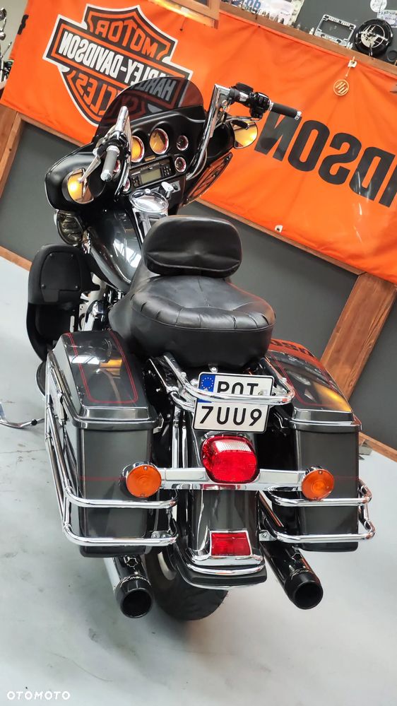 Harley-Davidson Touring Ultra Limited - 8