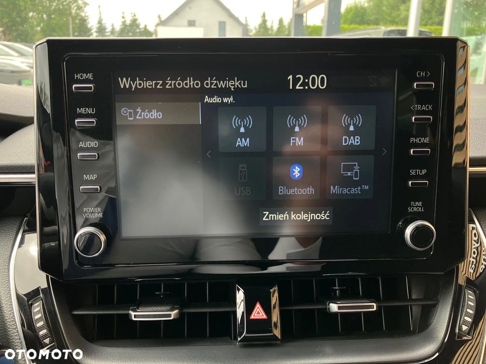 Toyota Corolla 2.0 Hybrid Comfort - 28