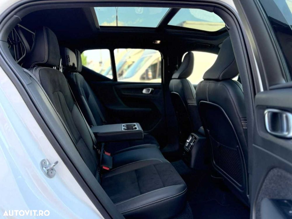 Volvo XC 40 Recharge T5 Twin Engine AT7 R-Design - 19