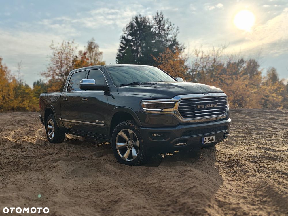 Dodge RAM 5.7 4x4 - 15