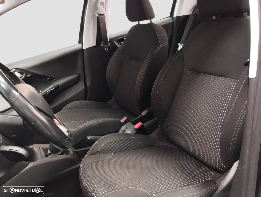 Peugeot 208 1.2 PureTech Allure - 7