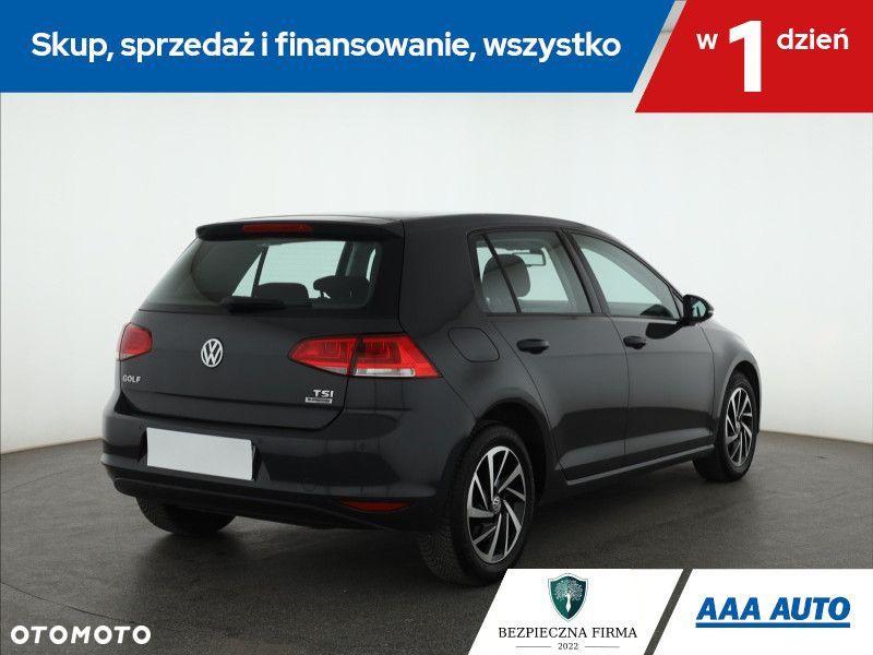 Volkswagen Golf - 7