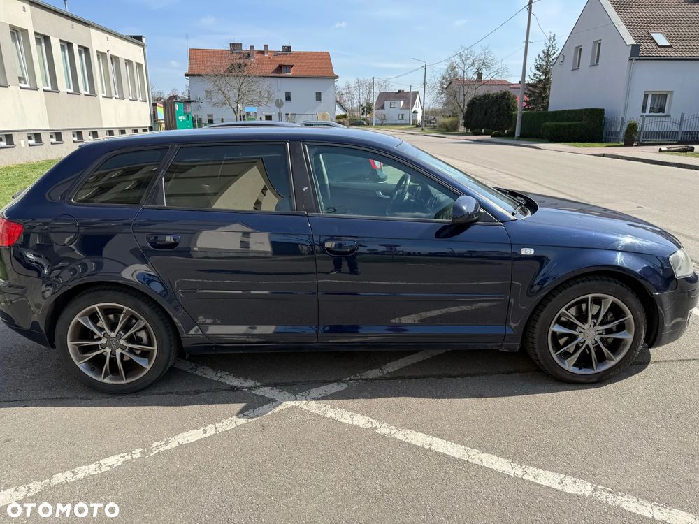 Audi A3 Sportback - 5