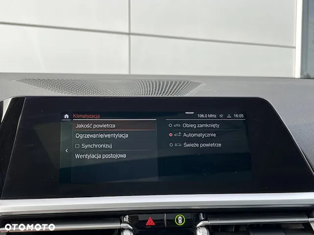 BMW Seria 3 318d Sport Line - 38