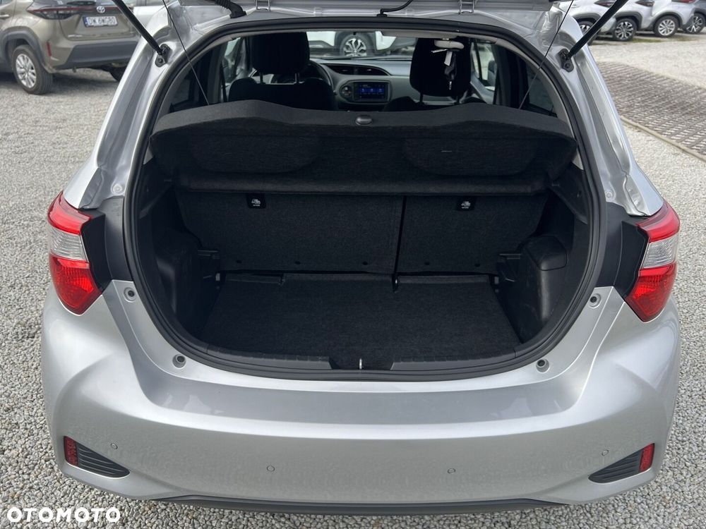 Toyota Yaris 1.5 Premium - 13